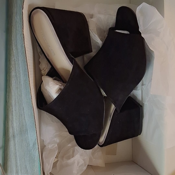 Maurices Black Women's Mules - Picture 1 of 5